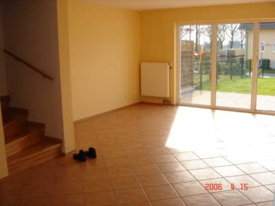 Günstiges, neuwertiges 5-Zimmer-Reihenendhaus in Erlensee