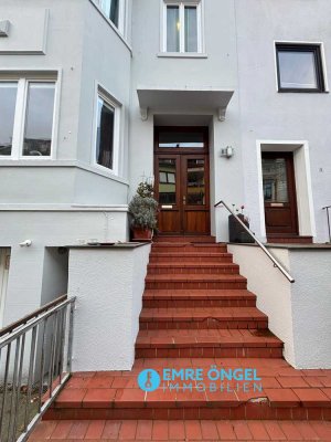 Selten und leerstehend!!! Attraktive Wohnung in zentraler Lage!