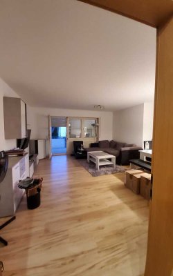 Helle 2-Zimmer-Wohnung zu vermieten