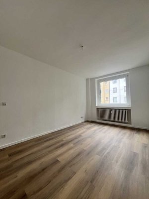 Erstbezug nach Sanierung - 2 Zimmer Wohnung ohne Balkon zu vermieten