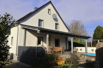 Ideal für Pendler - provisionsfrei - Einfamilienhaus mit großem Grundstück in Bruckberg/Gündlkofen