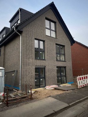 2-Raum-Neubauwohnung mit gehobener Ausstattung und Balkon in Dortmund