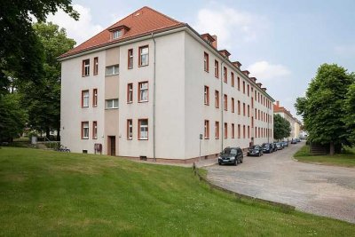 BEZUGSFERTIG + 2-Raum-Wohnung + renoviert