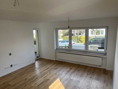 Erstbezug nach Sanierung: 3-Zi.-Wohnung mit Balkon in Stuttgart-Heumaden