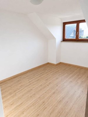 Schöne 2-Zimmer Wohnung inkl. Garagenstellplatz im Zentrum Obertrum's