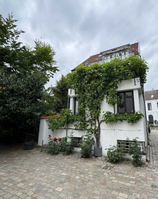 Ruhig gelegen und doch zentral: Frisch renov. Maisonette Wohnung im Milchquartier - BEFRISTET 2 J.