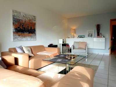 Lichtdurchflutete 2-Zimmer Wohnung mit Balkon in Wuppertal-Cronenberg