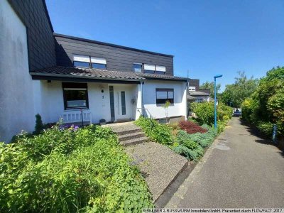 Charmantes, gepflegtes Reihenhaus mit idyllischen Gartengrundstück