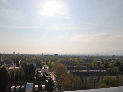 Frankfurt-Eckenheim: Toller Ausblick! Schöne 3-Zimmer-Wohnung mit Dachterasse!
