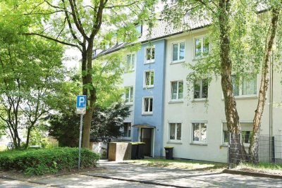 Erstbezug nach Modernisierung: freundliche 4 Zimmer-Wohnung in Essen Borbeck Mitte