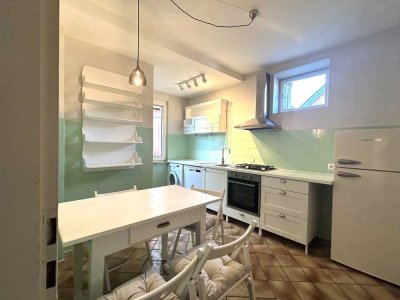 Für WG- und Kleinfamilie: Hübsche und  helle 3 Zi-Altbau-Wohnung mit Vintage Charme zu vermieten