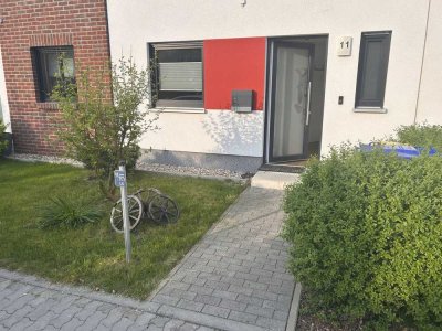 Modernes KfW 55-Reihenmittelhaus in ruhiger Lage von Schulzendorf - ideal für Familien!