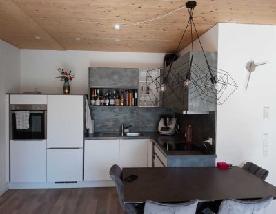 Geschmackvolle 2-Raum-Wohnung mit EBK und Terasse in Erbach