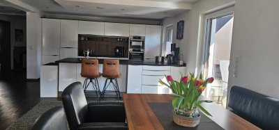 Exclusive Gartenwohnung mit Panoramablick