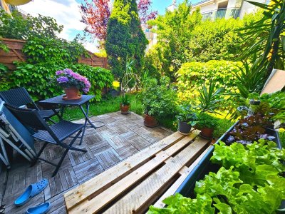 EIN ZUHAUSE, DAS MEHR IST ALS VIER WÄNDE ? MIT EIGENEM GARTEN