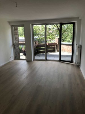 Exklusive renovierte 3-Zimmer Wohnung mit großem Balkon
