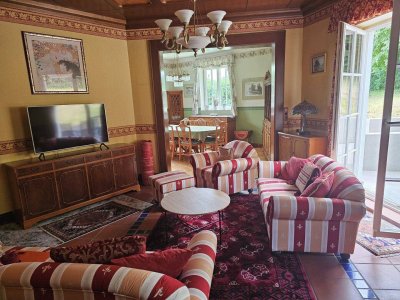 Voll möbliertes Haus mit Garten, Terrasse, Sauna &amp; Doppelgarage