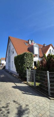 Reihenendhaus in ruhiger Lage (Spielstraße)