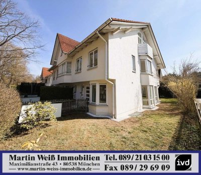 Idyllisches Familienheim: Modernes Reiheneckhaus in München-Forstenried Nähe Forstenrieder Park