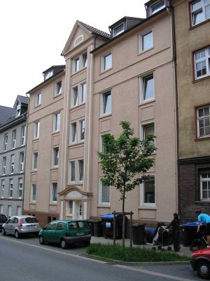 Schöne Altbauwohnung in zentraler Lage frei ab 1.10.2025