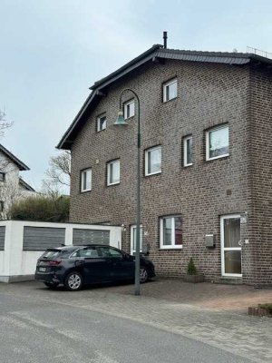 Terrassenwohnung in Langerwehe – Hamich - mit Stellplatz und Terrasse