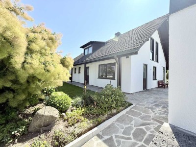 Charmantes, umfangreich modernisiertes Einfamilienhaus in bester Lage von Ergolding