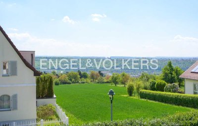 Großzügiges Einfamilienhaus in schöner Aussichtslage von Esslingen!