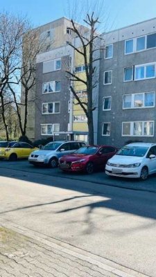 Sehr hübsche, renovierte 4-Zimmer-ETW mit Erbbaurecht in bester Lage von FR-Landwasser