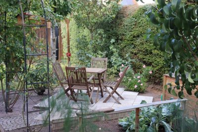 Traumhaftes Einfamilienhaus nahe Magdeburg mit Einbauküche und Pool