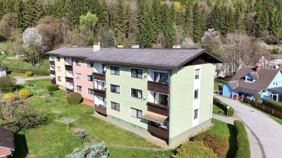 3-Zimmer-Wohnung mit Loggia &amp; Garage in Grünlage