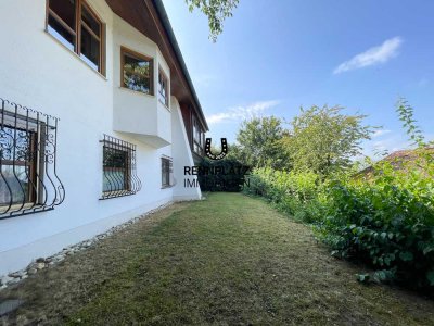 Charmantes EFH mit Wintergarten, Keller und Garage in Bad Abbach. Frei.