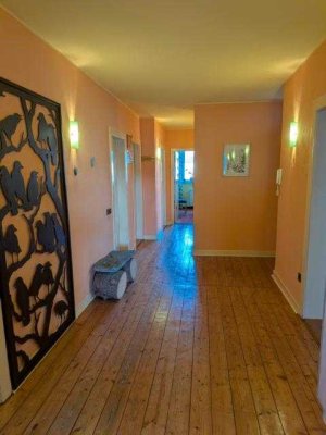 E-Stadtwald: Hausgroße und äußerst charmante Wohnung in traumhafter Wohnlage!