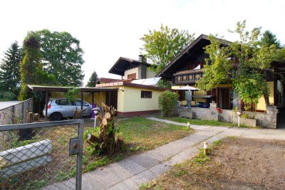 WAIDMANNSDORF - Sanierungsbedürftiges Haus in Aussichtslage!