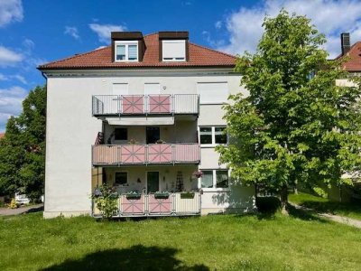 HELLE 3-RAUM WOHNUNG MIT SÜD-BALKON