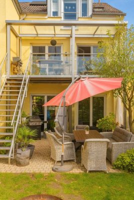 Gepflegte moderne DHH in Solinger Südstadt, Massivbauweise