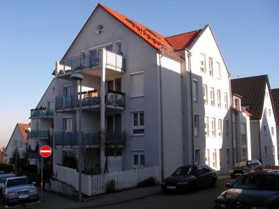 2-Zimmer Wohnung mi schönem Balkon in Stammheim!