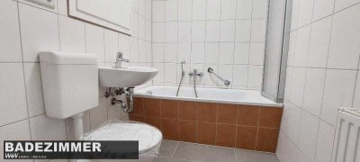 4 Zimmer mit Balkon frisch saniert