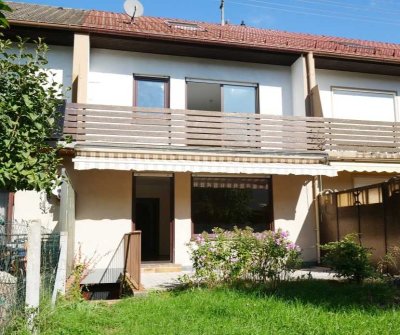 Charmantes RMH mit Potenzial in gefragter Lage A-HOCHZOLL