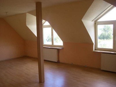 Gepflegte 4-Zimmer-DG-Wohnung mit großer Terrasse in Wittichenau
