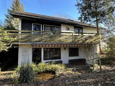Ein-/Zweifamilienhaus mit Einzelgarage in toller Lage