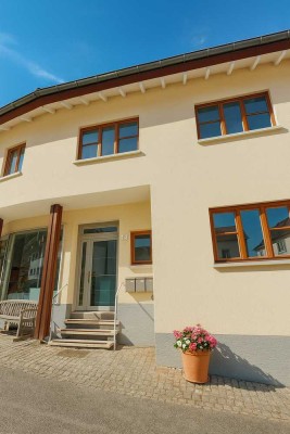 Großzügige 2-Zimmer-Wohnung mit viel Platz in Dossenheim