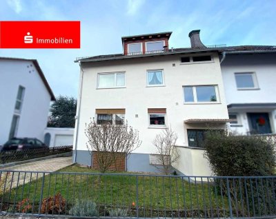 Frankfurt-Eschersheim: Gemütliche Dachgeschosswohnung wartet auf Sie!