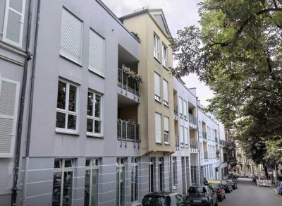 Lebendiges Stadtwohnen: 4-Zimmer-Wohnung in Wiesbaden-Nordost