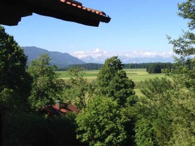 Idyllisches Liebhaberstück mit Panorama-Alpenblick in ruhiger Lage