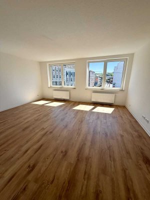 Frisch sanierte, große 2-Zimmer-Wohnung in Wuppertal Elberfeld - Zentral