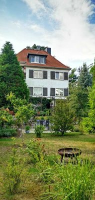 Traumhafte 4-Zimmer Wohnung auf zwei Etagen in Halle Dölau