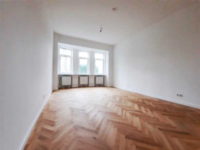 ### WOHNEN MIT STIL! SANIERTE ALTBAUWOHNUNG AM WOOG  MIT GROSSER TERRASSE UND LOGGIA ###