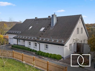 Panoramablick ins Tal! Modernisiertes ZFH mit ELW in ruhiger Lage in Untersteinach (Kulmbach)