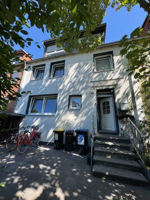 Charmantes Reihenmittelhaus mit 3,5 offenen Zimmern in Hannover Heideviertel