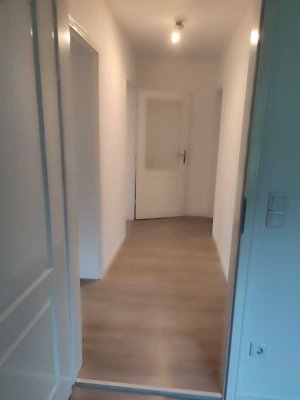 Helle 4-Zimmer Wohnung mit Balkon in Freising